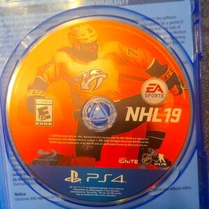 NHL 19 for PS4